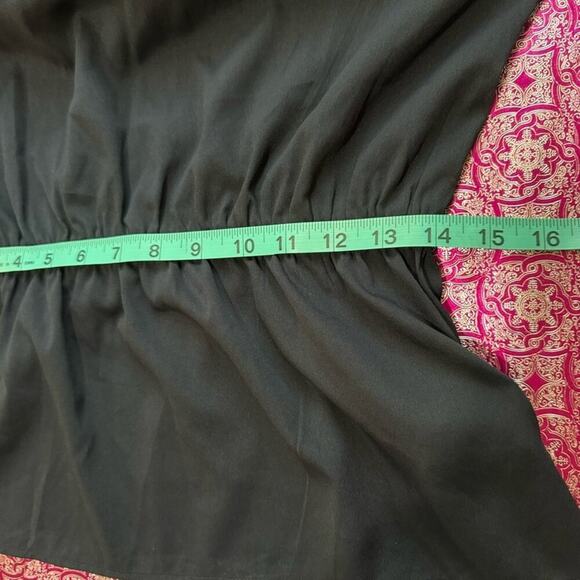 Banana Republic Small Off shoulder Ruffled Top - Picture 11 of 14